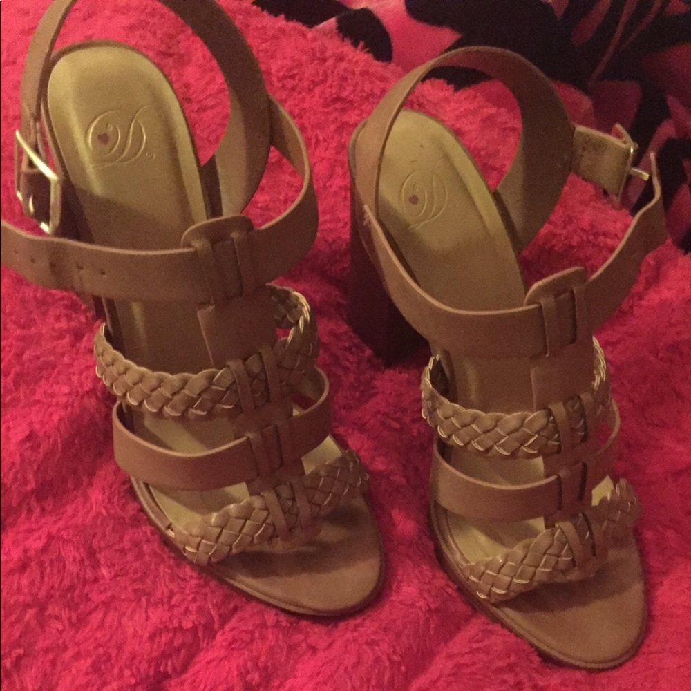 Heels sandals
